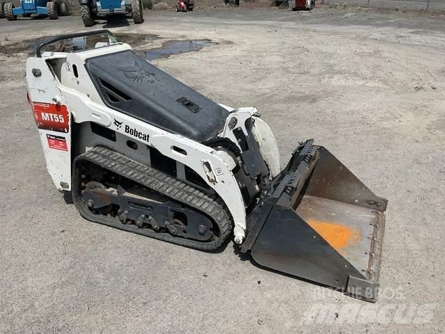 Bobcat MT55 Lietoti riteņu kompaktiekrāvēji
