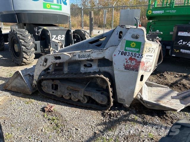 Bobcat MT55 Lietoti riteņu kompaktiekrāvēji