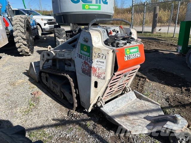 Bobcat MT55 Lietoti riteņu kompaktiekrāvēji