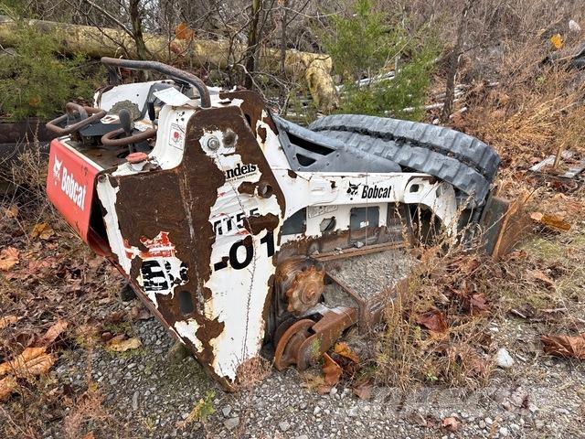 Bobcat MT55 Lietoti riteņu kompaktiekrāvēji