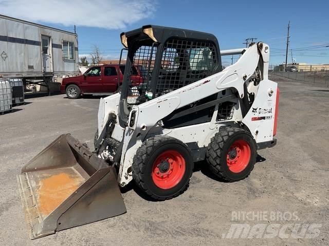 Bobcat S530 Lietoti riteņu kompaktiekrāvēji