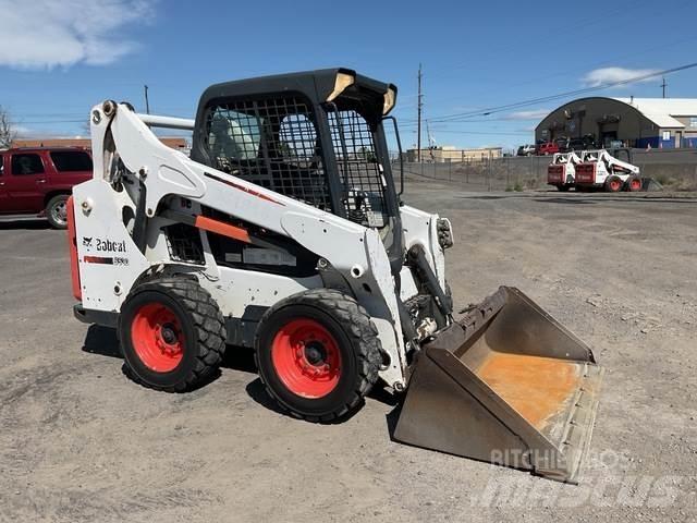 Bobcat S530 Lietoti riteņu kompaktiekrāvēji
