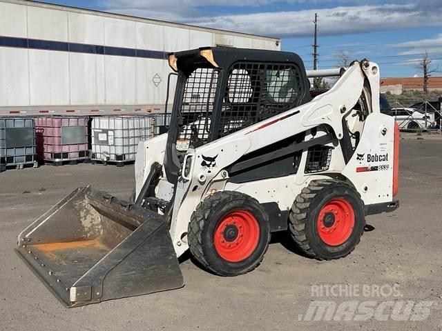 Bobcat S530 Lietoti riteņu kompaktiekrāvēji