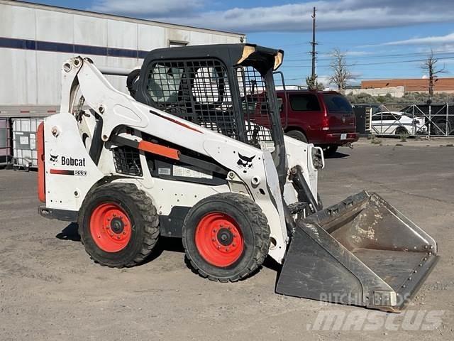 Bobcat S530 Lietoti riteņu kompaktiekrāvēji