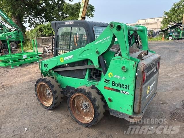 Bobcat S530 Lietoti riteņu kompaktiekrāvēji