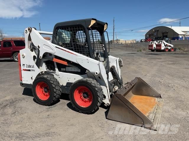 Bobcat S530 Lietoti riteņu kompaktiekrāvēji