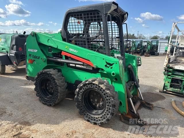 Bobcat S550 Lietoti riteņu kompaktiekrāvēji