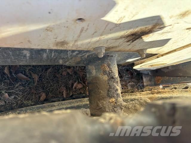 Bobcat S550 Lietoti riteņu kompaktiekrāvēji