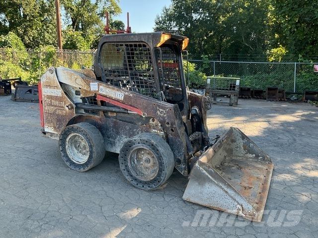 Bobcat S550 Lietoti riteņu kompaktiekrāvēji