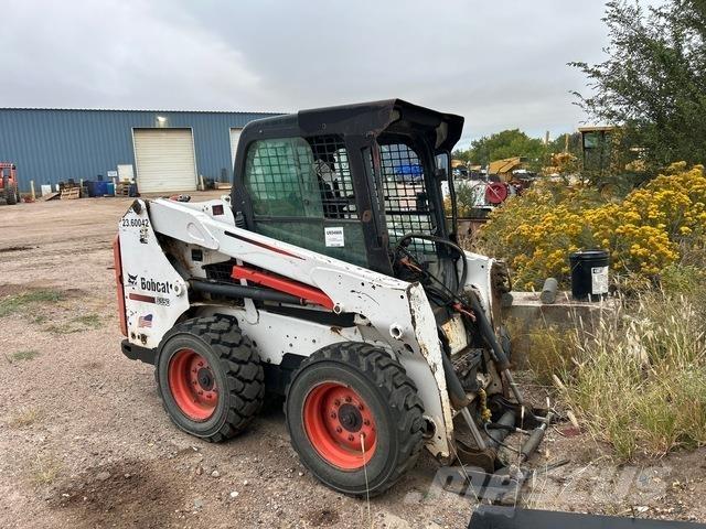 Bobcat S550 Lietoti riteņu kompaktiekrāvēji