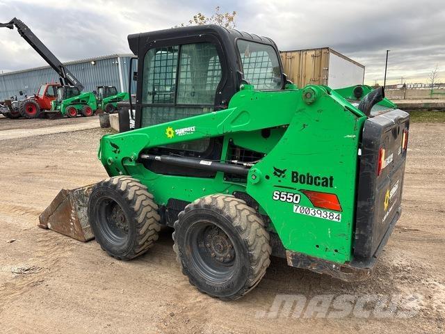 Bobcat S550 Lietoti riteņu kompaktiekrāvēji