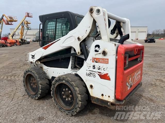 Bobcat S570 Lietoti riteņu kompaktiekrāvēji
