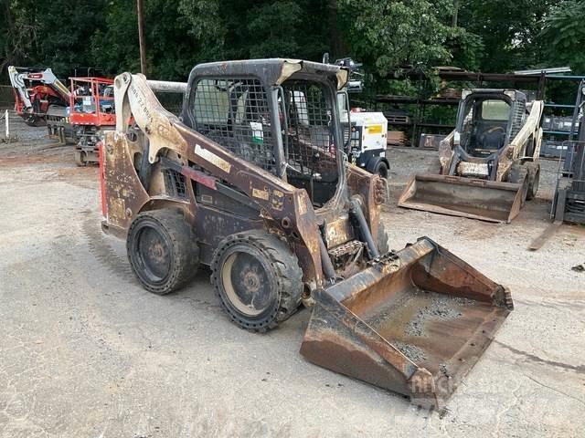 Bobcat S570 Lietoti riteņu kompaktiekrāvēji