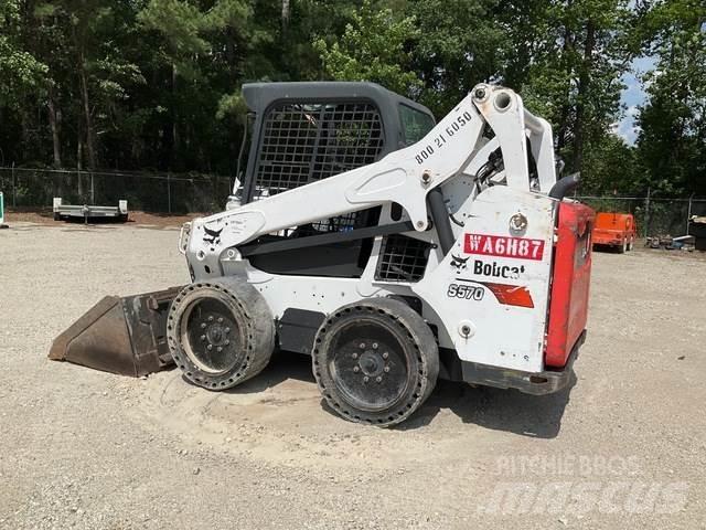 Bobcat S570 Lietoti riteņu kompaktiekrāvēji