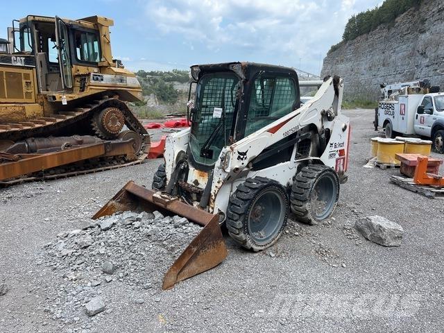 Bobcat S570 Lietoti riteņu kompaktiekrāvēji