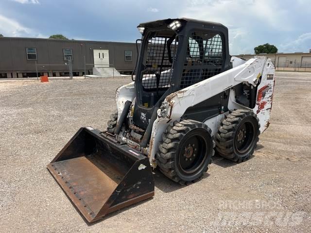 Bobcat S62 Lietoti riteņu kompaktiekrāvēji