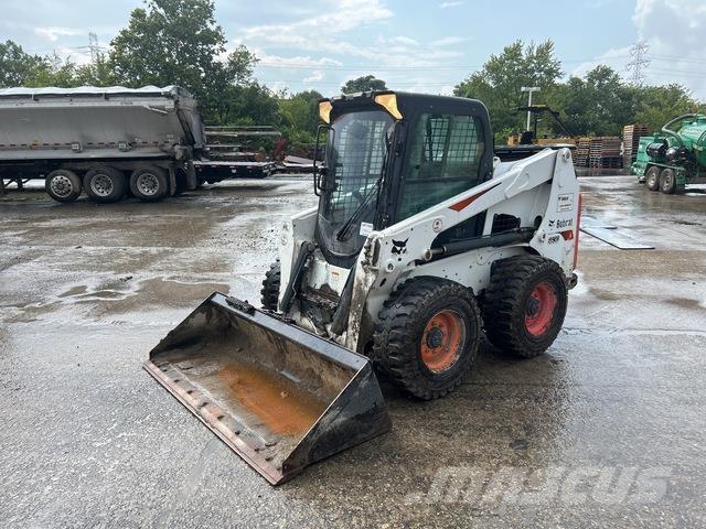 Bobcat S630 Lietoti riteņu kompaktiekrāvēji
