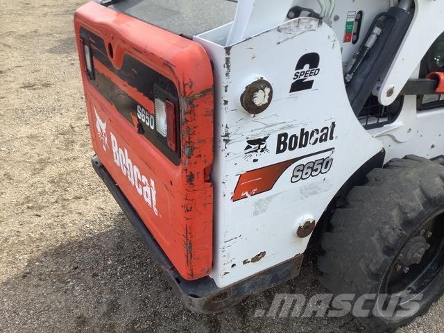 Bobcat S650 Lietoti riteņu kompaktiekrāvēji
