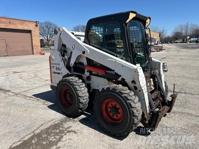 Bobcat S650 Lietoti riteņu kompaktiekrāvēji