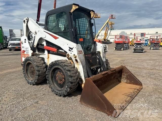 Bobcat S650 Lietoti riteņu kompaktiekrāvēji