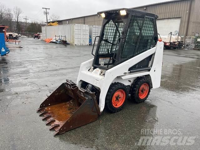 Bobcat S70 Lietoti riteņu kompaktiekrāvēji