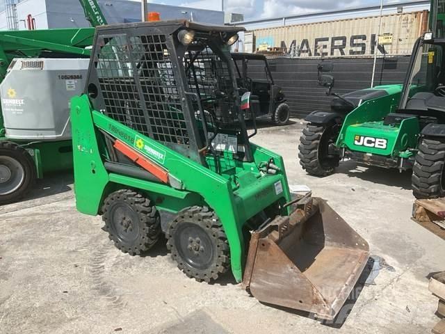 Bobcat S70 Lietoti riteņu kompaktiekrāvēji
