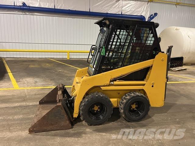 Bobcat S70 Lietoti riteņu kompaktiekrāvēji