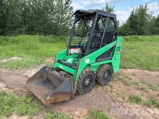 Bobcat S70 Lietoti riteņu kompaktiekrāvēji