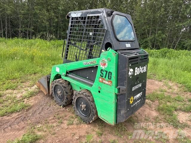 Bobcat S70 Lietoti riteņu kompaktiekrāvēji