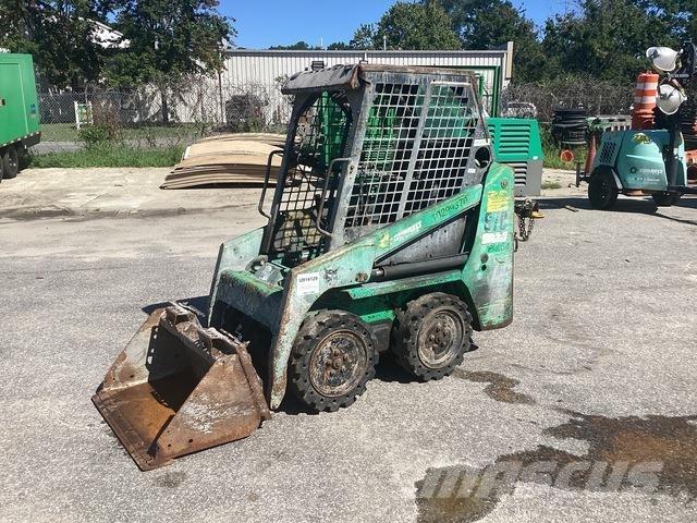 Bobcat S70 Lietoti riteņu kompaktiekrāvēji