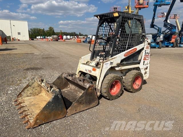 Bobcat S70 Lietoti riteņu kompaktiekrāvēji