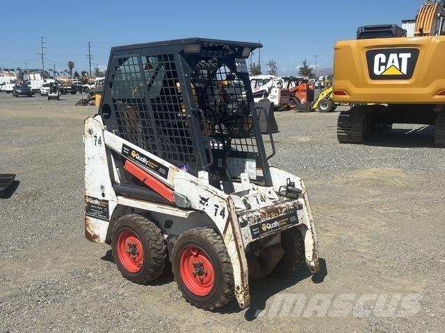 Bobcat S70 Lietoti riteņu kompaktiekrāvēji
