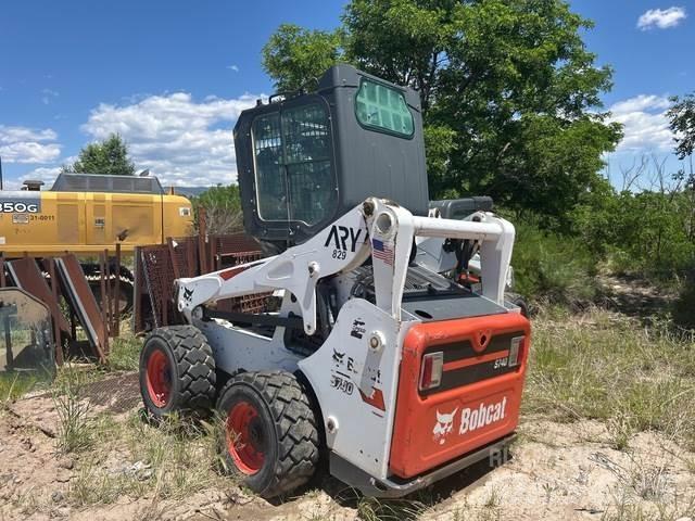 Bobcat S740 Lietoti riteņu kompaktiekrāvēji