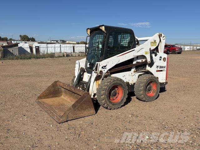 Bobcat S750 Lietoti riteņu kompaktiekrāvēji