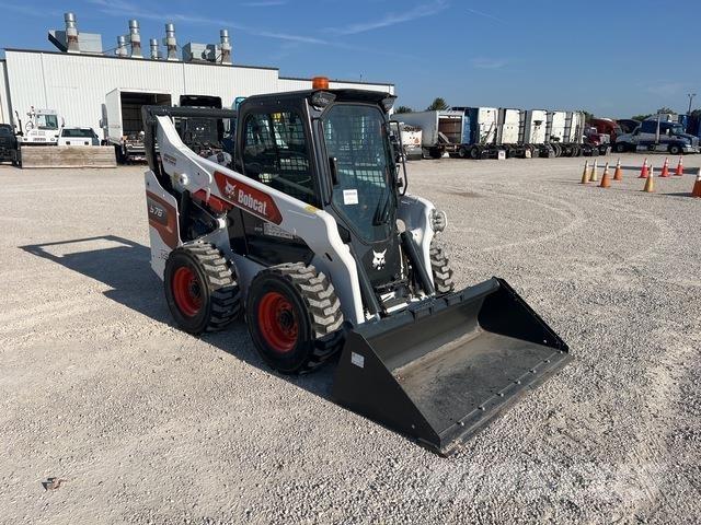 Bobcat S76 Lietoti riteņu kompaktiekrāvēji