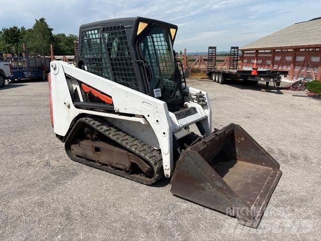 Bobcat T110 Lietoti riteņu kompaktiekrāvēji
