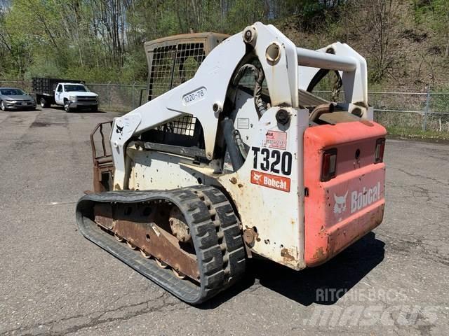 Bobcat T320 Lietoti riteņu kompaktiekrāvēji