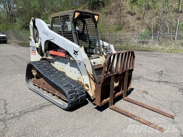 Bobcat T320 Lietoti riteņu kompaktiekrāvēji