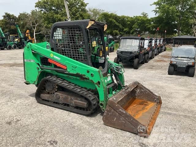 Bobcat T450 Lietoti riteņu kompaktiekrāvēji
