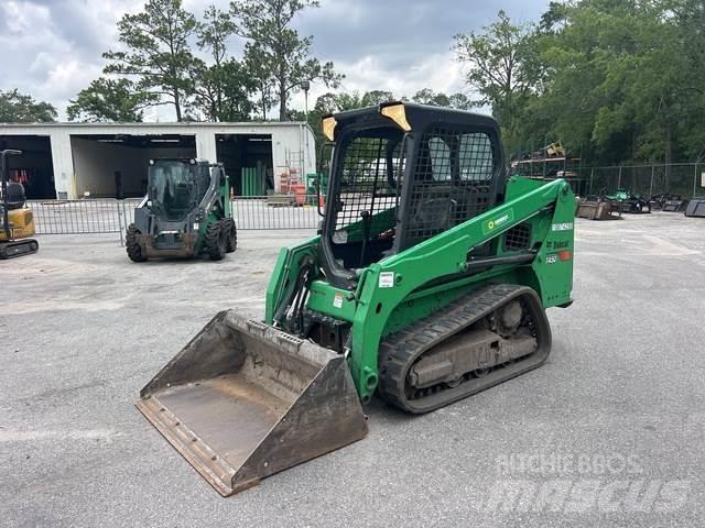 Bobcat T450 Lietoti riteņu kompaktiekrāvēji