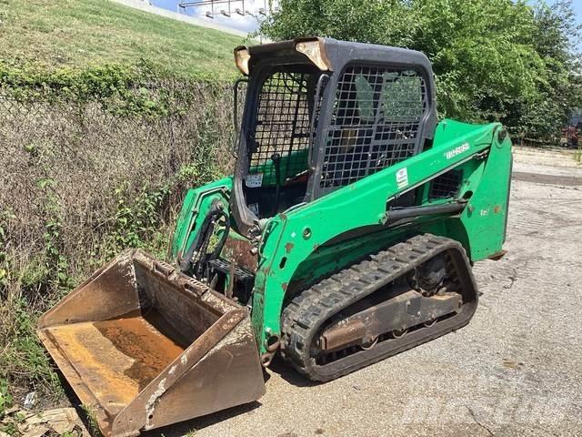 Bobcat T450 Lietoti riteņu kompaktiekrāvēji