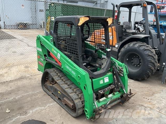 Bobcat T450 Lietoti riteņu kompaktiekrāvēji