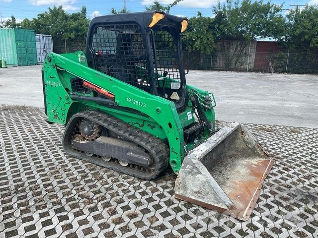 Bobcat T450 Lietoti riteņu kompaktiekrāvēji