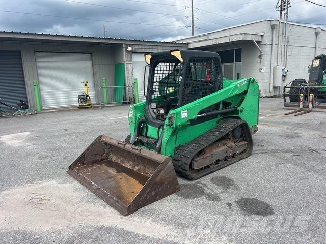 Bobcat T550 Lietoti riteņu kompaktiekrāvēji