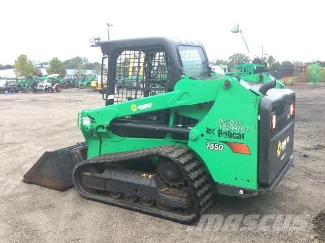 Bobcat T550 Lietoti riteņu kompaktiekrāvēji