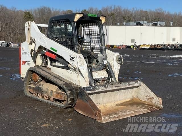 Bobcat T590 Lietoti riteņu kompaktiekrāvēji