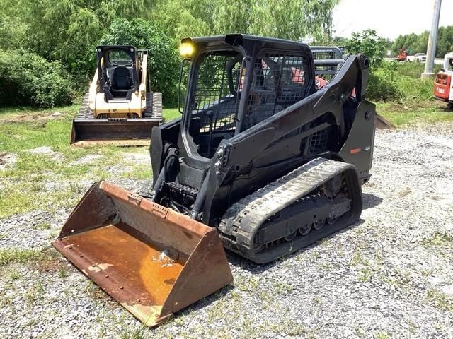 Bobcat T590 Lietoti riteņu kompaktiekrāvēji