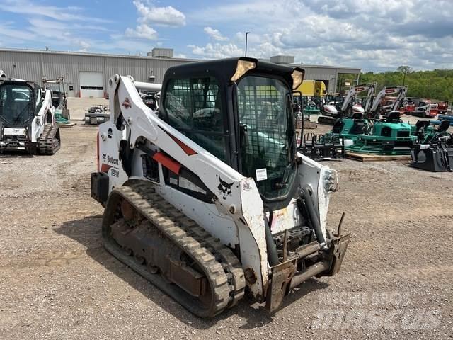 Bobcat T595 Lietoti riteņu kompaktiekrāvēji