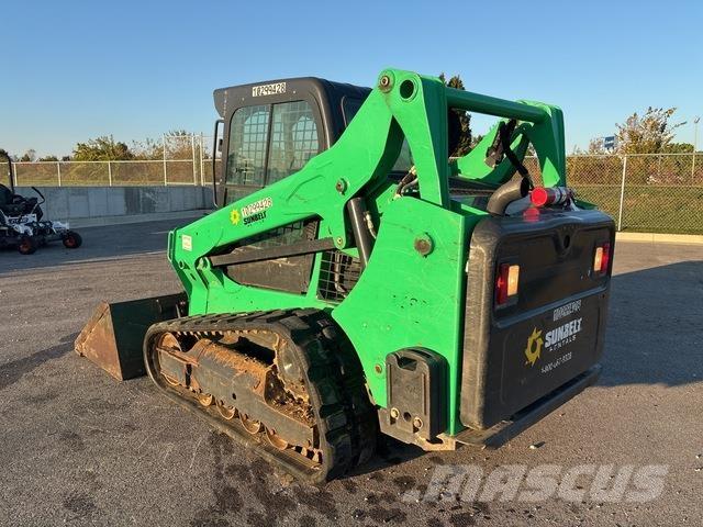 Bobcat T595 Lietoti riteņu kompaktiekrāvēji