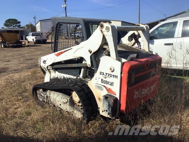 Bobcat T595 Lietoti riteņu kompaktiekrāvēji